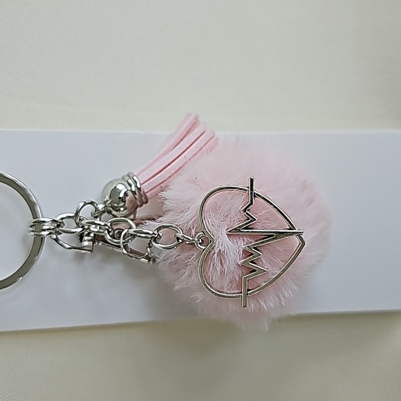 NEW! Heartbeat 💗 Keychain/Bag 🎒👜 Charm ~ Doctor Medical CNA RNA 🏥⚕️🩺👩‍⚕️ - Picture 6 of 13